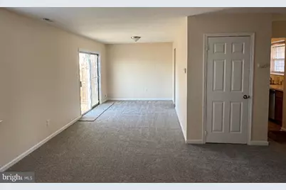 9 Hanover Court, Bordentown, NJ 08505 - Photo 5