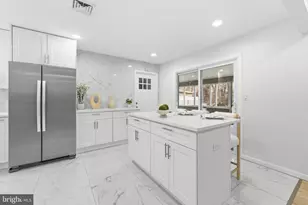 2 Buckingham Dr, Willingboro, NJ 08046 - Photo 3