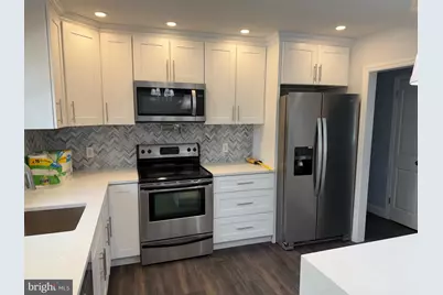 211 Shoshoni Trail, Browns Mills, NJ 08015 - Photo 7