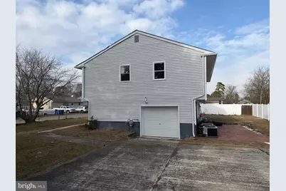 211 Shoshoni Trail, Browns Mills, NJ 08015 - Photo 33