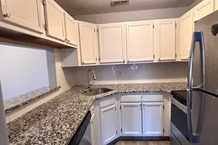 4810B Aberdeen Dr, Mount Laurel, NJ 08054 - Photo 5