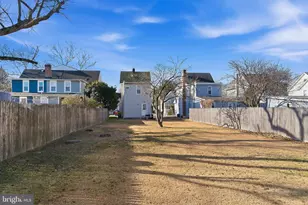 225 Delaware Ave, Riverside, NJ 08075 - Photo 21