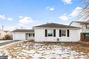 46 Parish Ln, Willingboro, NJ 08046 - Photo 3