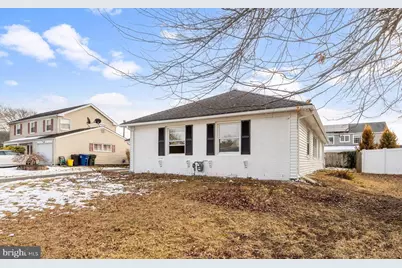 46 Parish Lane, Willingboro, NJ 08046 - Photo 3