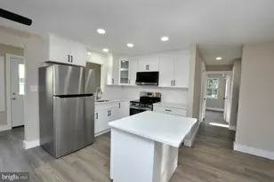 60 Huntington Dr, Southampton, NJ 08088 - Photo 5