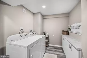 14 Walnut Dr, Burlington, NJ 08016 - Photo 15