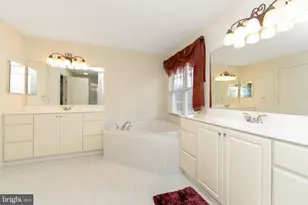15 Richland Dr, Mount Laurel, NJ 08054 - Photo 41