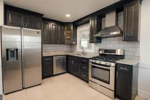 3 Parker Ave, Burlington, NJ 08016 - Photo 9