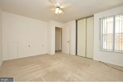 33 W Berwin Way, Mount Laurel, NJ 08054 - Photo 13