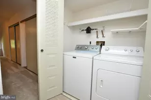 33 W Berwin Way, Mount Laurel, NJ 08054 - Photo 15