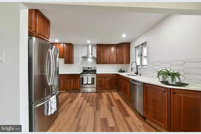 212 E Franklin Avenue, Edgewater Park, NJ 08010 - Photo 9