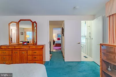 136 Glenview Lane, Willingboro, NJ 08046 - Photo 5