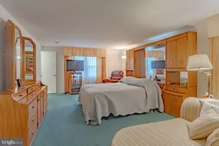 136 Glenview Ln, Willingboro, NJ 08046 - Photo 11