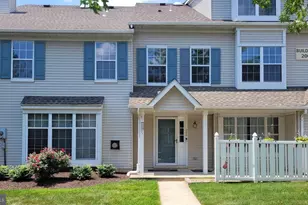 206 Oliphant Ln, Mount Laurel, NJ 08054 - Photo 1