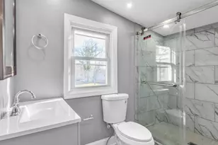 302 Jones Ave, Burlington, NJ 08016 - Photo 17