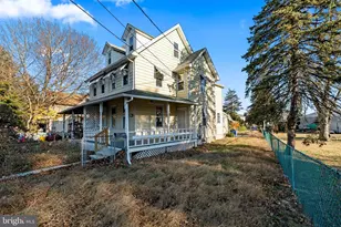 606 Spruce St, Delanco, NJ 08075 - Photo 3