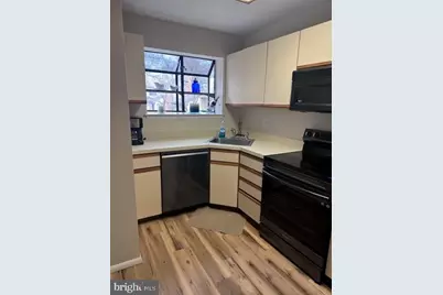 614 Augusta Circle, Mount Laurel, NJ 08054 - Photo 9