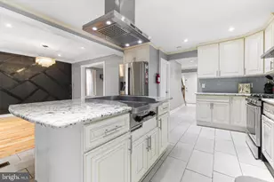 203 Jonathan Ln, Marlton, NJ 08053 - Photo 7