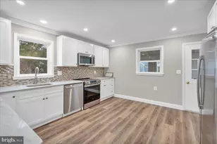 39 Chelsea Pl, Southampton, NJ 08088 - Photo 9