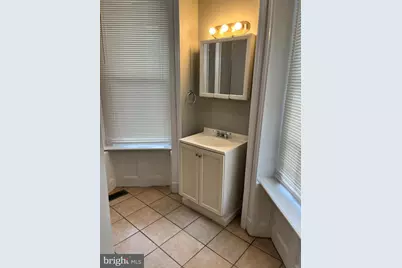 44 E Park Street #1, Bordentown, NJ 08505 - Photo 5