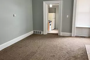 44 E Park St, Bordentown, NJ 08505 - Photo 3