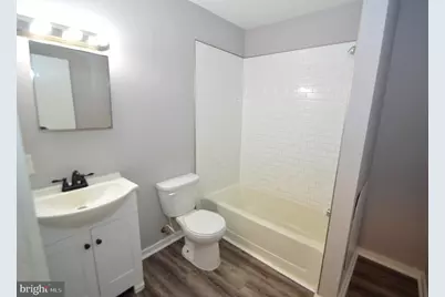 350 E Broad, Burlington, NJ 08016 - Photo 11