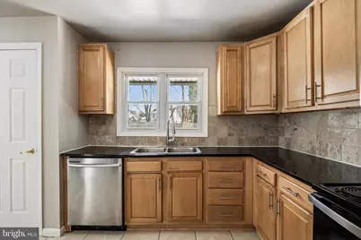 115 Crestview Drive, Willingboro, NJ 08046 - Photo 7