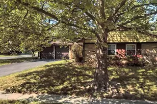 83 Eastbrook Ln, Willingboro, NJ 08046 - Photo 1