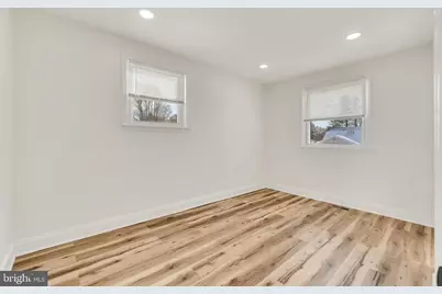 33 Sycamore Drive, Burlington, NJ 08016 - Photo 17