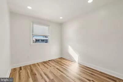 33 Sycamore Drive, Burlington, NJ 08016 - Photo 15