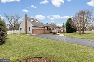65 Fenton Ln, Chesterfield, NJ 08515 - Photo 1