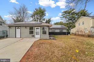 19 Belhurst Ln, Willingboro, NJ 08046 - Photo 1