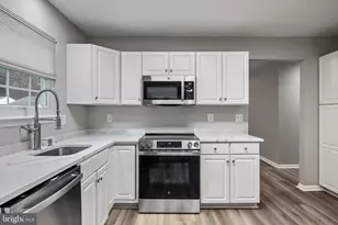 29 Peppergrass Dr N, Mount Laurel, NJ 08054 - Photo 13