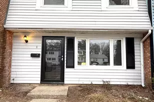 8 Royal Ct, Willingboro, NJ 08046 - Photo 1