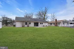 142 Eastbrook Ln, Willingboro, NJ 08046 - Photo 43