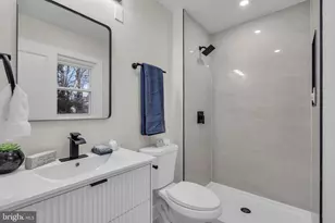 142 Eastbrook Ln, Willingboro, NJ 08046 - Photo 9