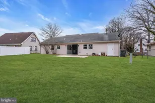 142 Eastbrook Ln, Willingboro, NJ 08046 - Photo 37
