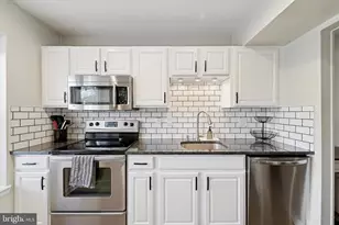 5801 Red Haven Dr, Marlton, NJ 08053 - Photo 3