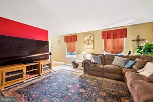 13 Lady Diana Cir, Marlton, NJ 08053 - Photo 3