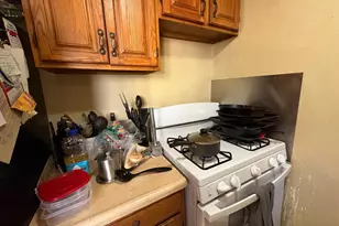 319 Borden St, Bordentown, NJ 08505 - Photo 9