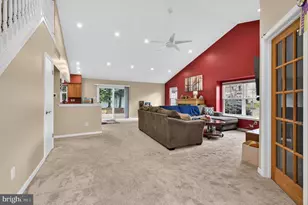 44 Brook Dr, Burlington, NJ 08016 - Photo 3