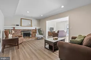 206 Meadow Dr, Mount Laurel, NJ 08054 - Photo 9