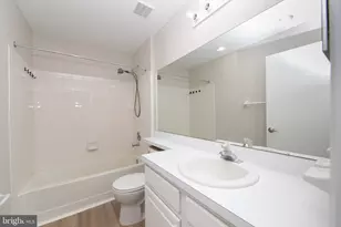 1904B Saxony Dr, Mount Laurel, NJ 08054 - Photo 29