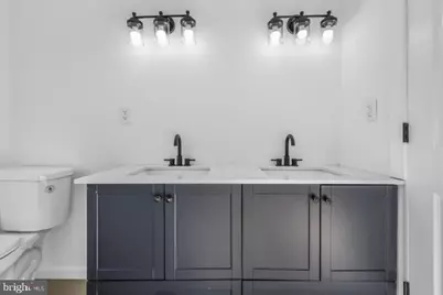 525 York Street, Burlington, NJ 08016 - Photo 25