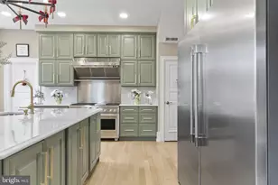 231 Woodlane Rd, Edgewater Park, NJ 08010 - Photo 17