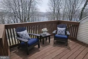 204 River Ct, Fieldsboro, NJ 08505 - Photo 11