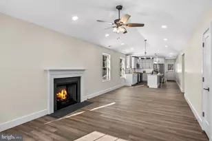 154 Taunton Blvd, Medford, NJ 08055 - Photo 3