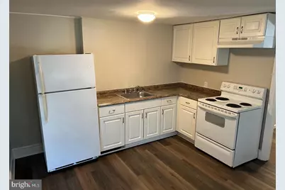 232 W Union Street, Burlington, NJ 08016 - Photo 5