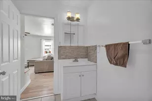 431 Larchmont Dr, Delanco, NJ 08075 - Photo 7