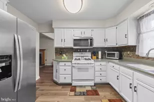 94 Groveville Rd, Trenton, NJ 08620 - Photo 15